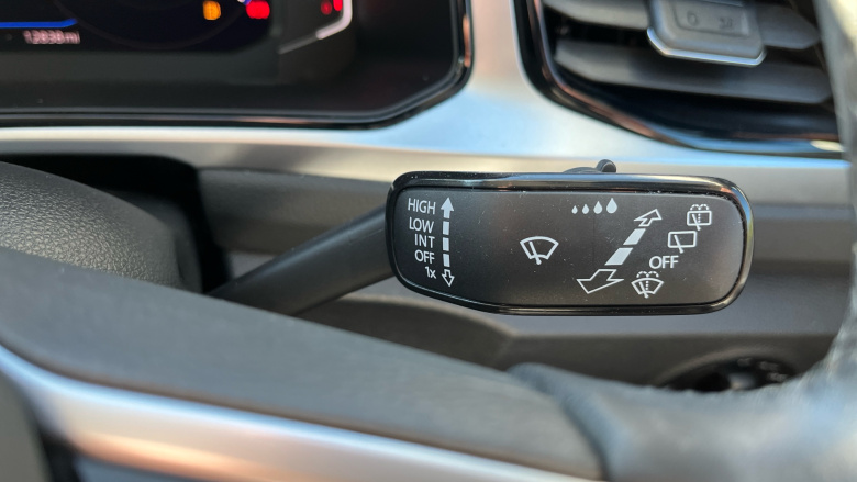 Volkswagen T-Roc 1.0 TSI Life 5dr Petrol Hatchback